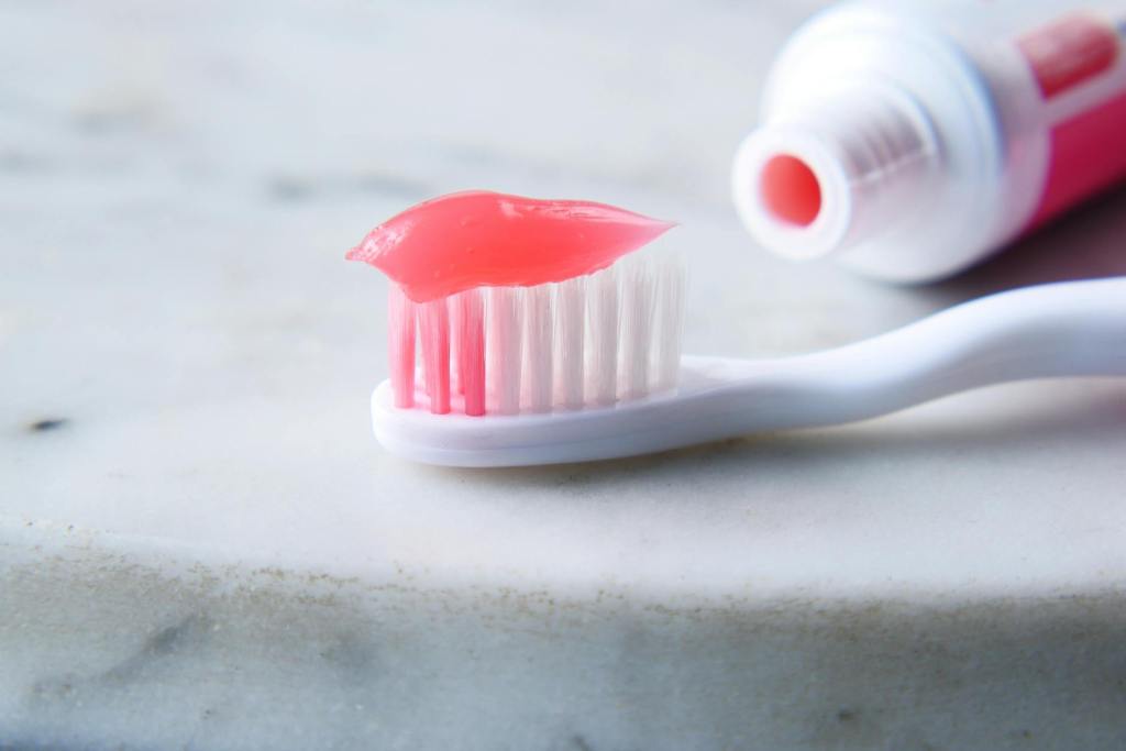 A Good Fluoride-Free Toothpaste&nbsp;Alternative?